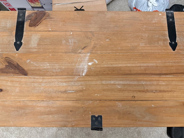 Blanket box / wooden chest