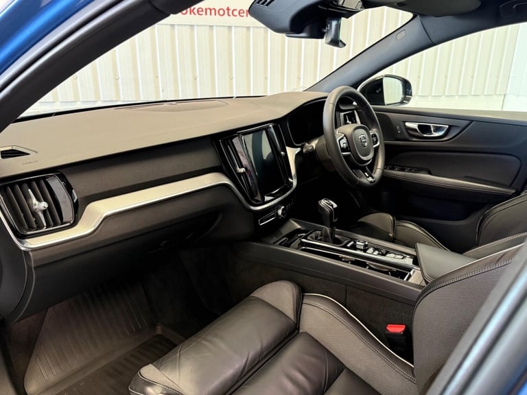 2019 Volvo V60 2.0 D3 R-Design Euro 6 (s/s) 5dr ESTATE Diesel Manual