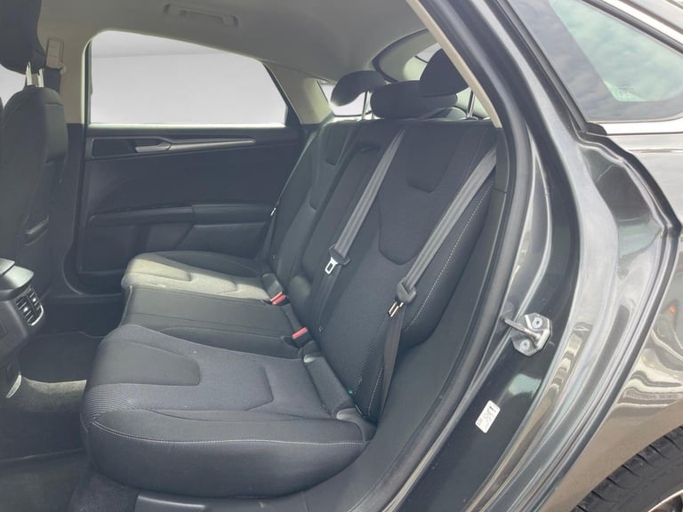 2015 Ford Mondeo 2.0 TDCi Titanium Euro 6 (s/s) 5dr Diesel