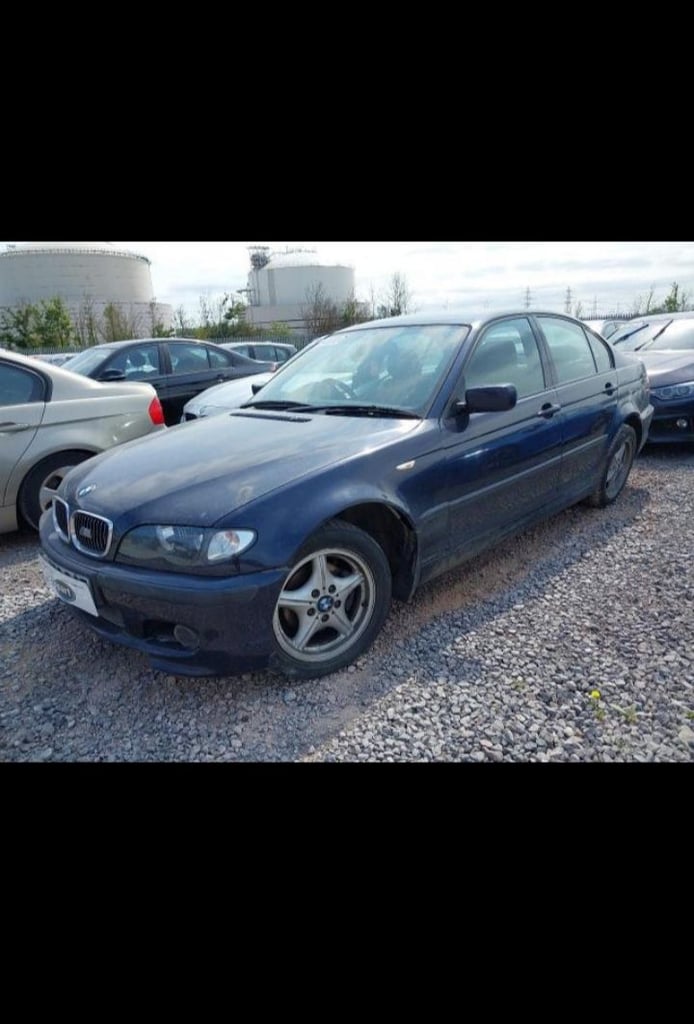 image for Two E46 sport 320i 2.2 manual breaking for parts