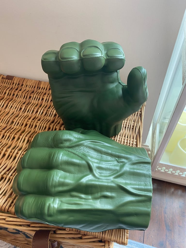 image for Incredible Hulk hands 