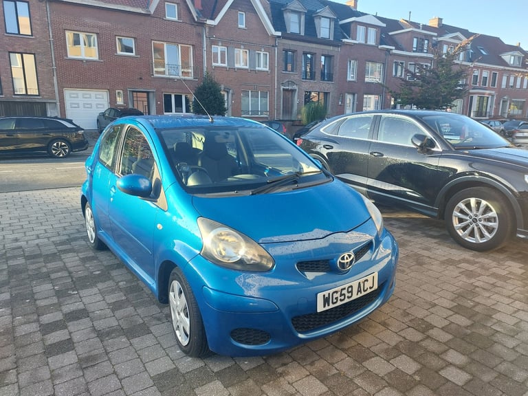 Cheap Toyota, AYGO, Hatchback, 2009, Manual, 998 (cc),5 doors for sale in Surrey Quays, Greater London