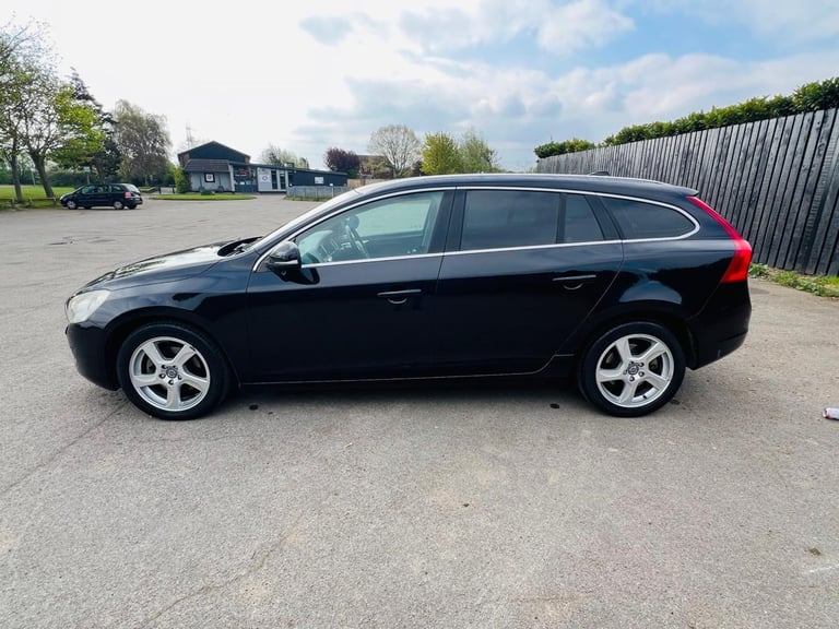 Volvo v60 t4 1.6 petrol ulez free leather cruise control reverse camera 