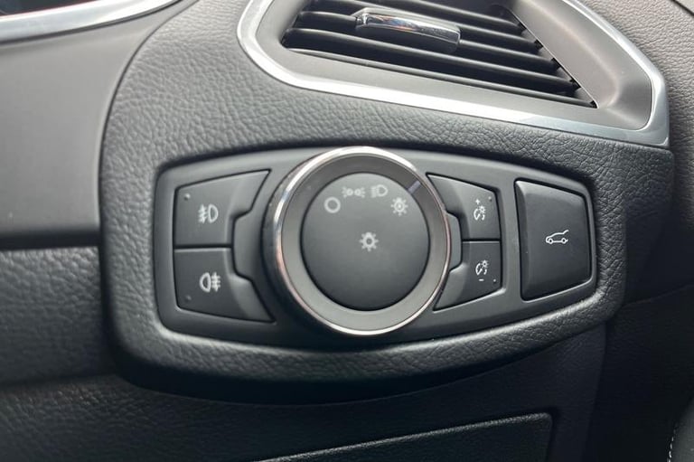 2022 Ford Galaxy 2.5 FHEV 190 Titanium 5dr CVT ** Sync 3 - Heated Seats - Electric Tail Gate Esta...