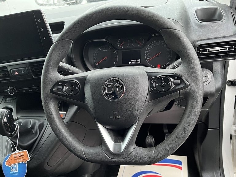 2021 Vauxhall Combo 2300 1.5 Turbo D 100ps H1 Sportive Van PANEL VAN DIESEL Manual