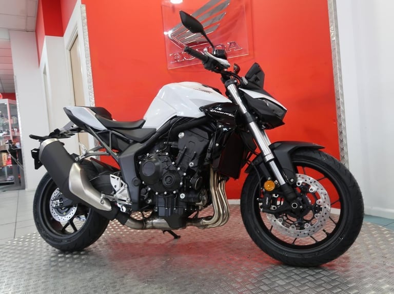 Brand new 2025 Honda CB1000 Hornet