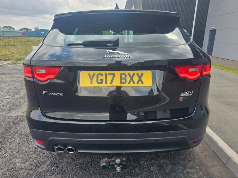 2017 Jaguar F-Pace 2.0 F-PACE R-Sport AWD D Auto 4WD 5dr SUV Diesel Automatic