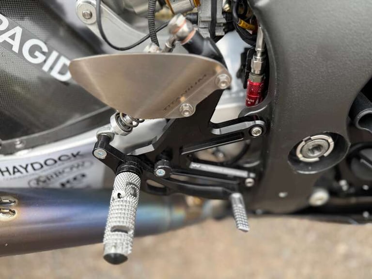  Kawasaki ZX-10RR NINJA Manual