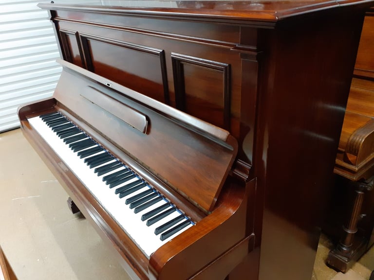 Bluthner Upright Piano in Rosewood *free tuning + matching stool* elegant piece