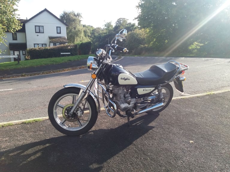 Lexmoto, VIXEN, 2009, 124 (cc)