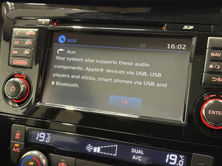 2016 Nissan Qashqai 1.5 dCi n-tec+ SUV 5dr Diesel Manual 2WD Euro 6 (s/s) (110 ps) HATCHBACK Dies...
