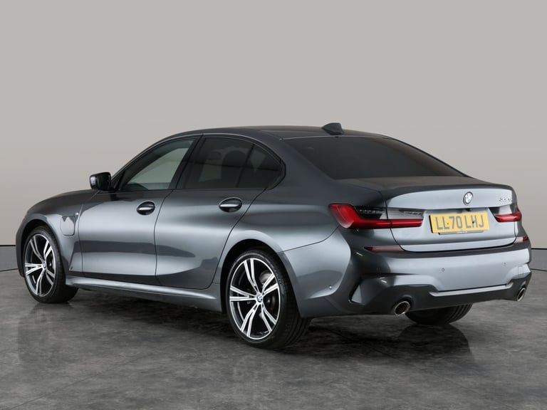 2020 BMW 3 Series 2.0 330e 12kWh M Sport Saloon 4dr Petrol Plug-in Hybrid Auto Euro 6 (s/s) ( Sal...