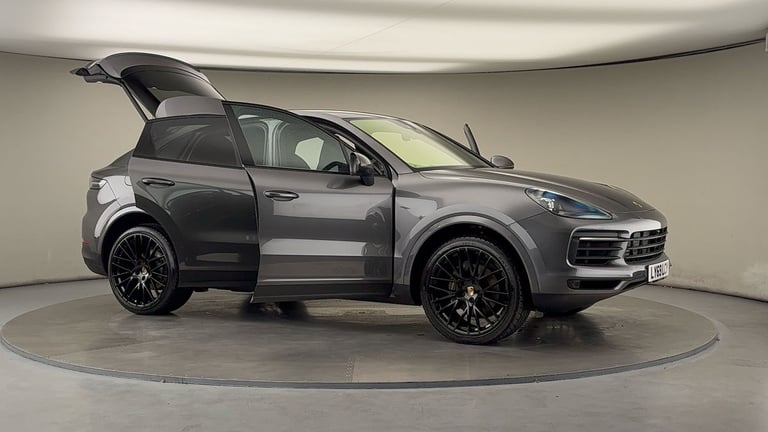 2019 Porsche Cayenne 3.0T V6 TiptronicS 4WD Euro 6 (s/s) 5dr Coupe Petrol Automatic