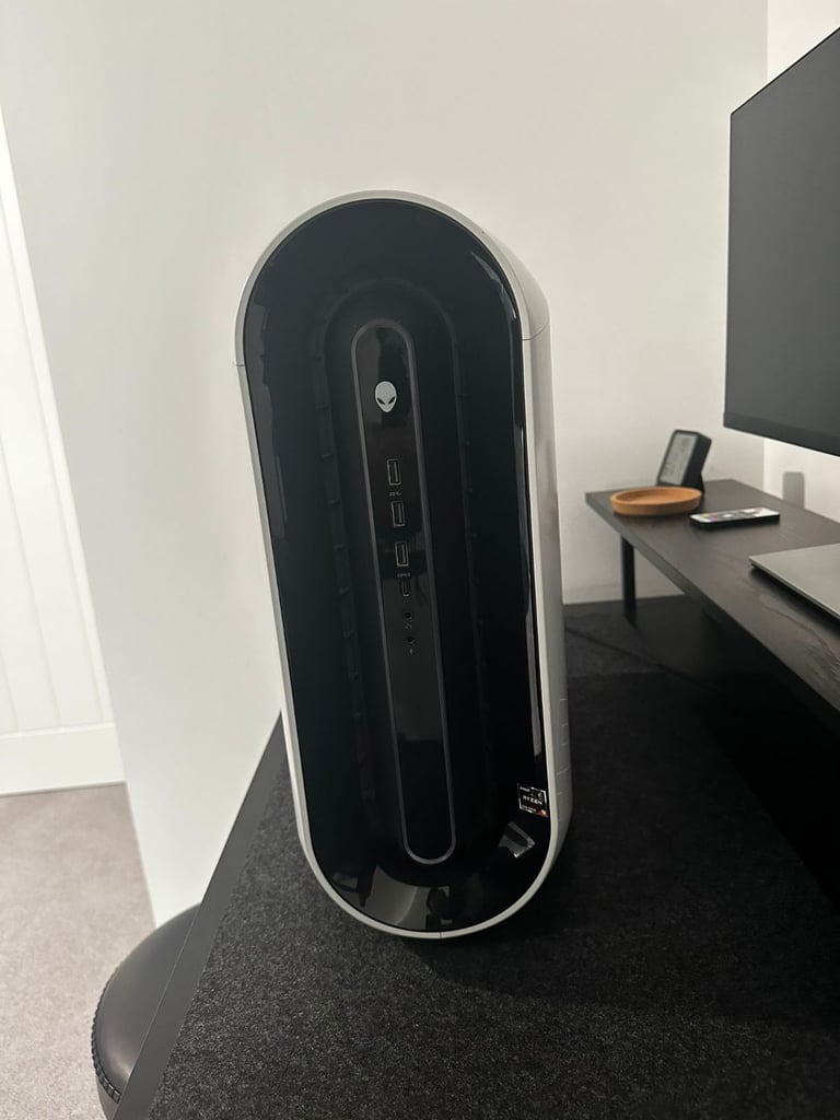 image for Alienware Gaming PC + 34in Ultrawide Monitor