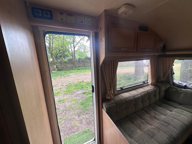 Caravan long term rental pets with permission rural setting 