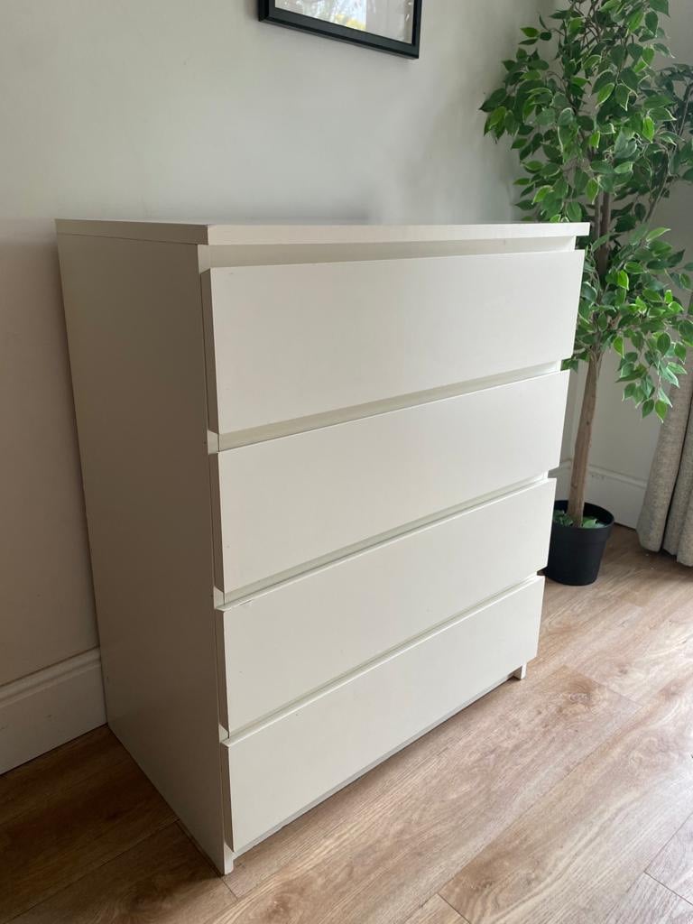 Malm chest of 4 drawers 
