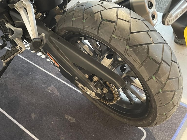 HONDA CB500X 2023 MODEL IN BLACK 6341 MILES VGC