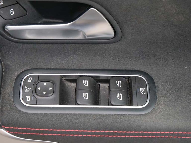 2019 Mercedes-Benz A-Class A200 AMG Line Executive 5dr Auto HATCHBACK PETROL Automatic