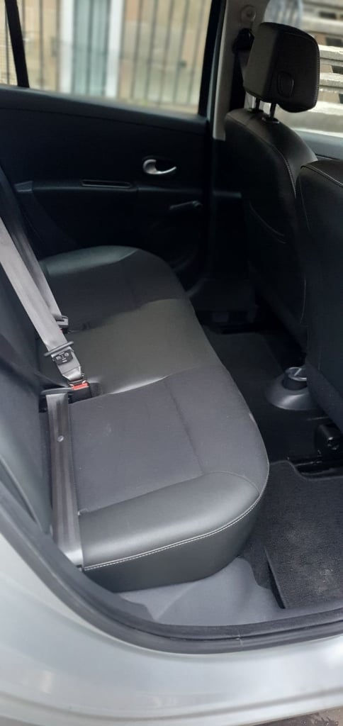 Renault CLIO Dynamique Hatchback, 2012 Manual, 1149 (cc) 5 doors