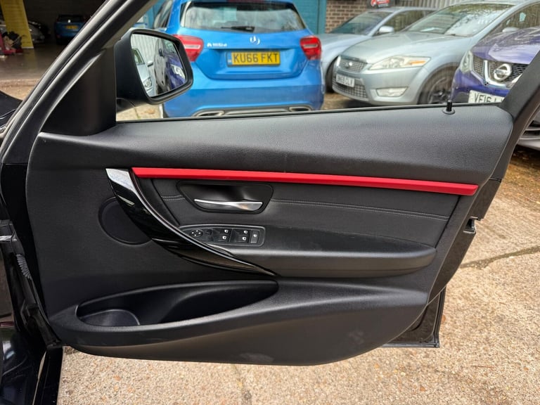 2015 BMW 3 Series 1.5 318i Sport Saloon 4dr Petrol Manual Euro 6 (s/s) (136 ps) SALOON Petrol Manual