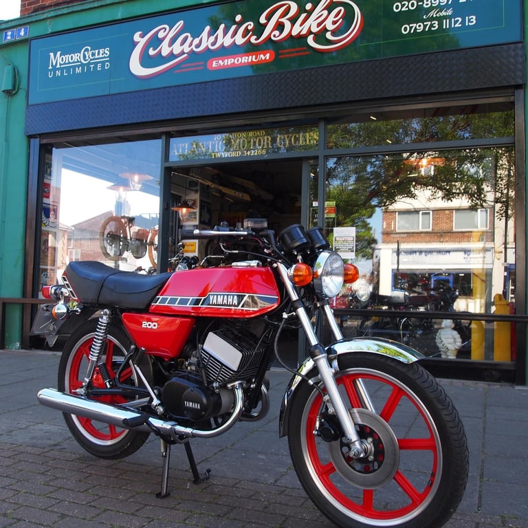 1979 Yamaha RD200 Classic Vintage Rare, Fully Restored Using Many N.O.S Parts.