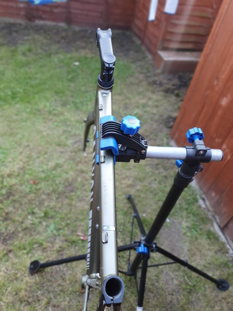 Canyon Inflite Al 9.0 S frameset (large) + spares and accessories