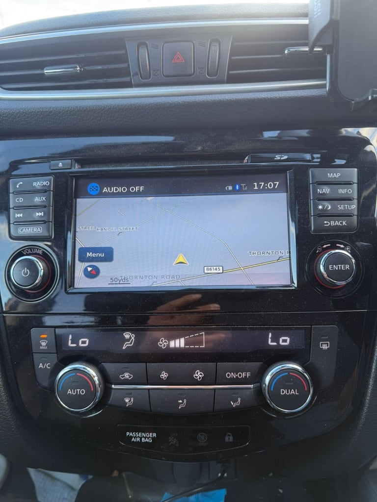 Nissan, X-TRAIL, Estate, 2016, Manual, 1598 (cc),  5 doors 4x4