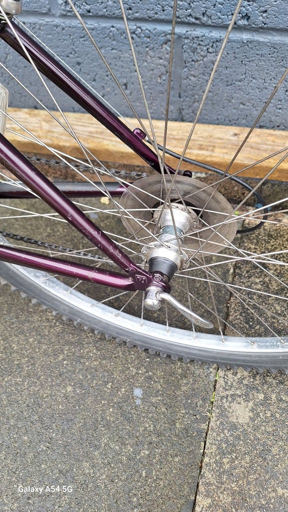Trek 18 inch Track Masterr 830. Grip shift. 