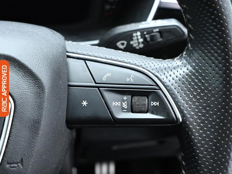 2019 Audi Q3 1.5 TFSI CoD 35 S line SUV 5dr Petrol S Tronic Euro 6 (s/s) (150 ps) SUV PETROL Auto...