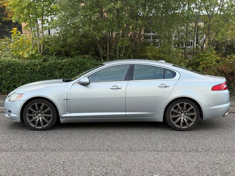 2009 Jaguar XF 3.0d V6 Premium Luxury 4dr Auto SALOON DIESEL Automatic