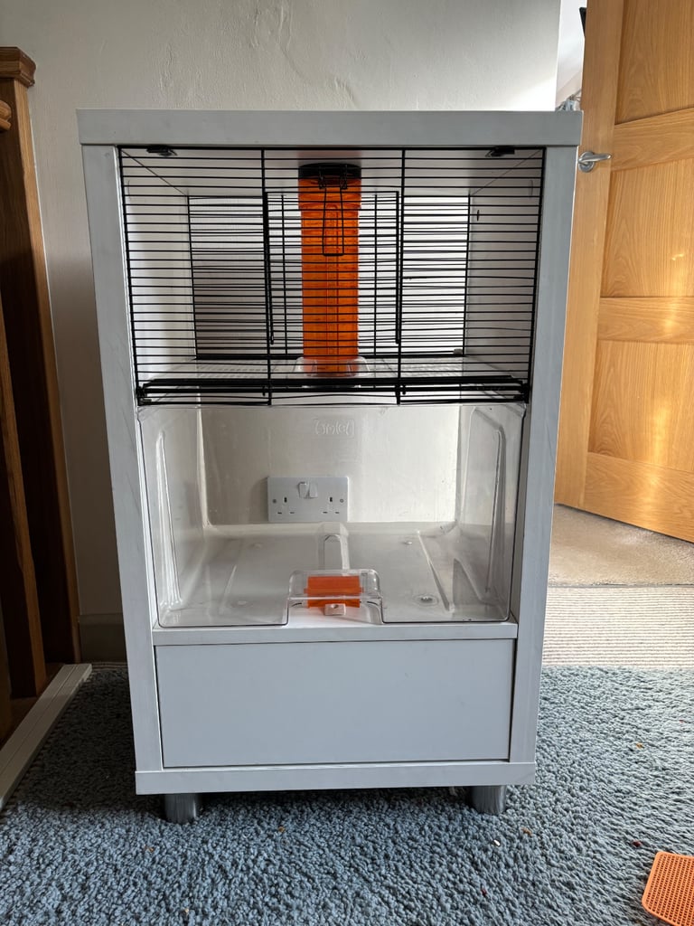 image for Omlet hamster hutch. 