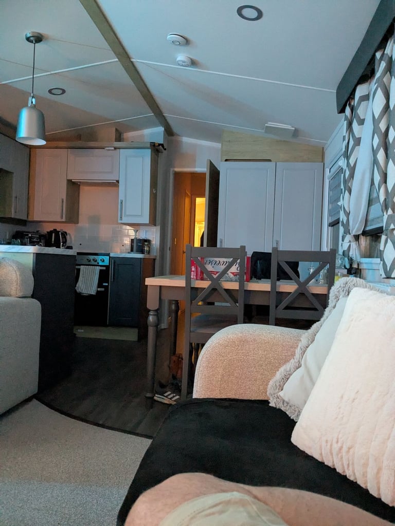 Static caravan