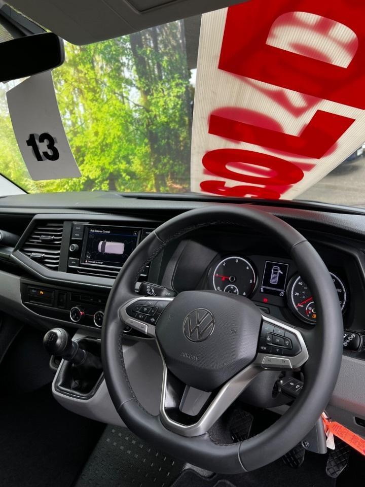 2023 Volkswagen Transporter 2.0 TDI 110 Highline combi van kombi van 5 door C...
