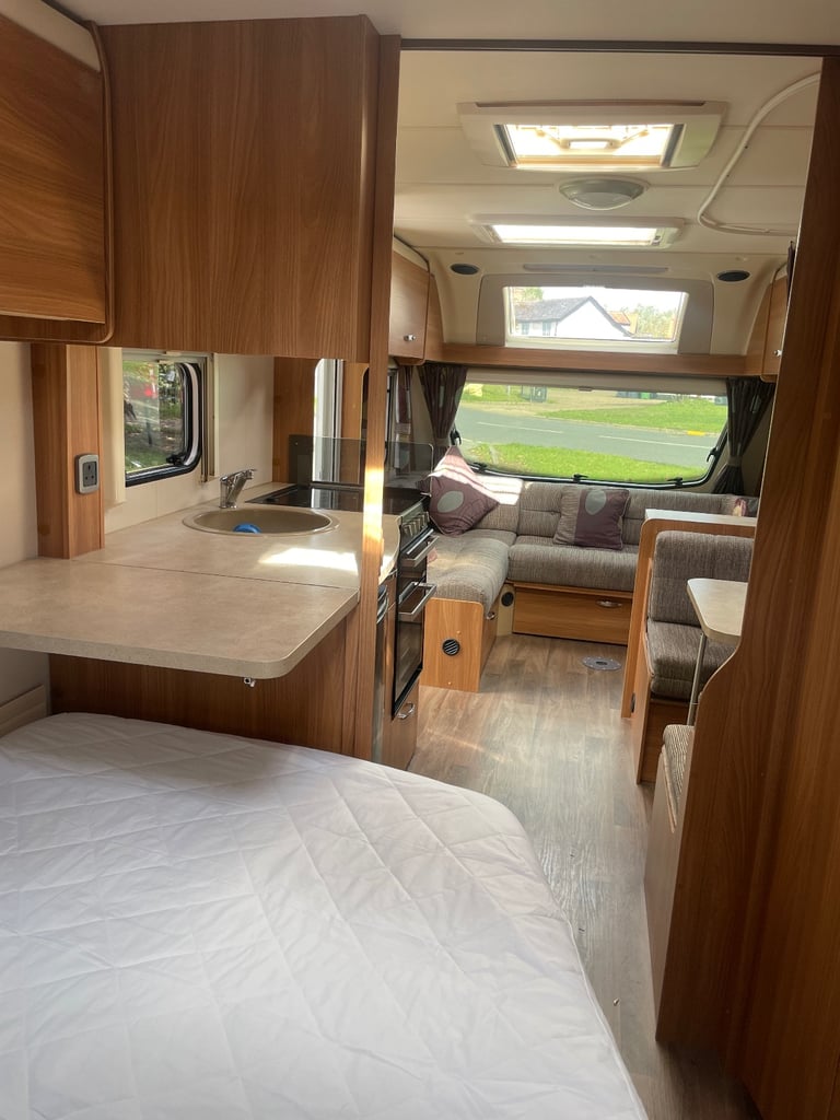 ** SOLD SOLD ** SWIFT FREESTYLE SE FB 