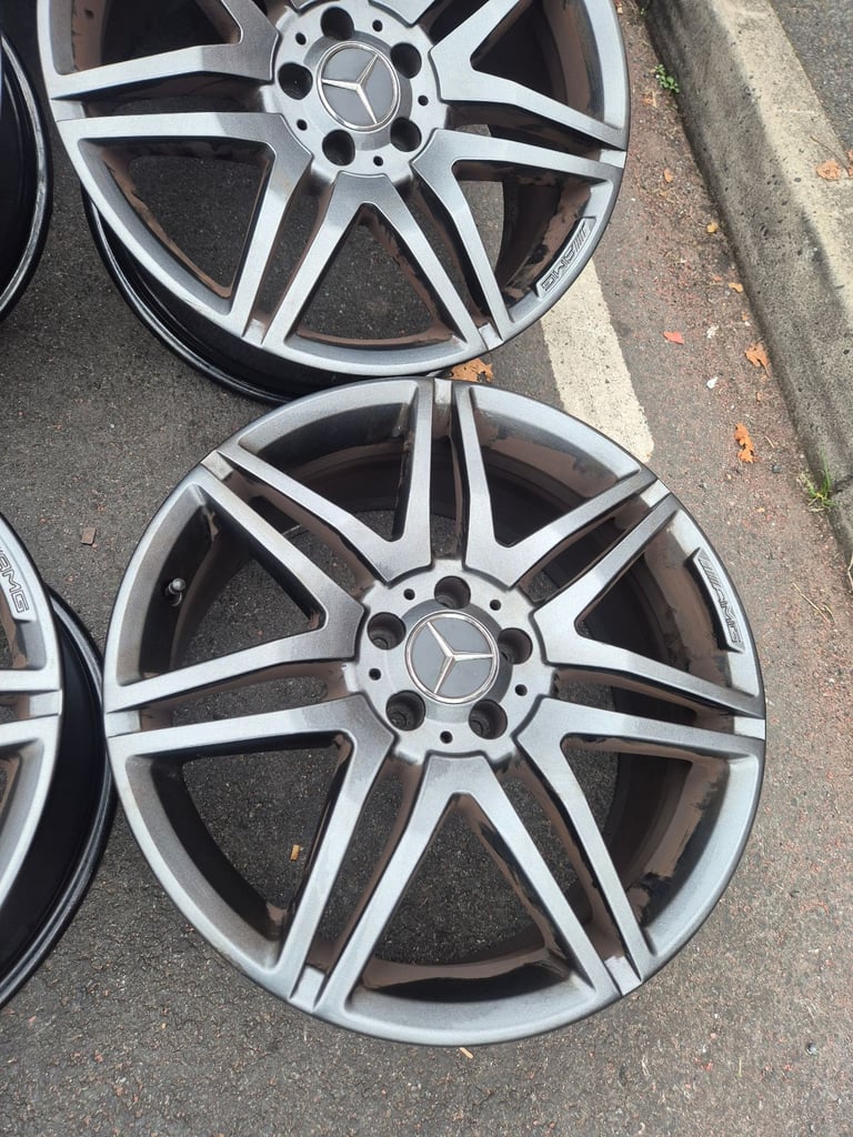 🌟Genuine Mercedes Night edition 19 inch staggered alloy wheels 