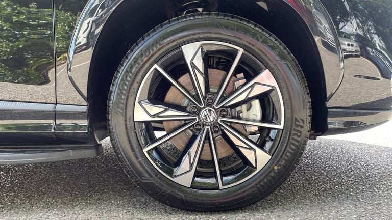 2024 MG HS Plug-in Hybrid 1.5 T-gdi Phev SE Auto Petrol