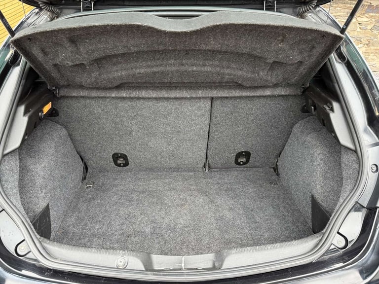 2012 Alfa Romeo Giulietta 1.6 JTDM-2 Veloce 5dr HATCHBACK DIESEL Manual