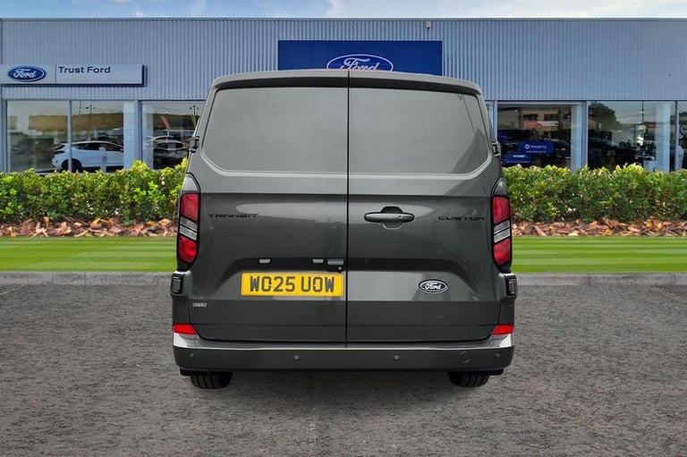 2025 Ford Transit Custom 2.5 PHEV 232ps H1 Double Cab Van Limited Auto PANEL VAN PETROL/ELECTRIC ...
