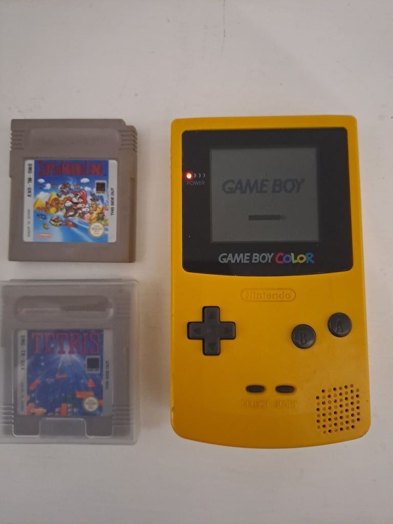 Nintendo gameboy color in yellow