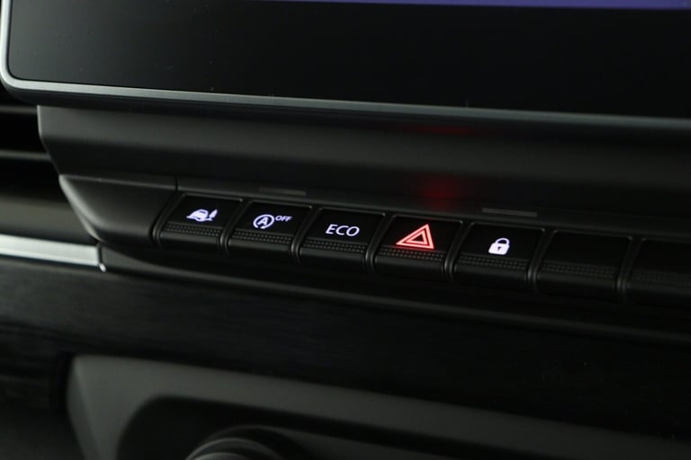 2025 Renault Trafic SL30 Blue dCi 130 Extra [Safety] Van PANEL VAN DIESEL Manual
