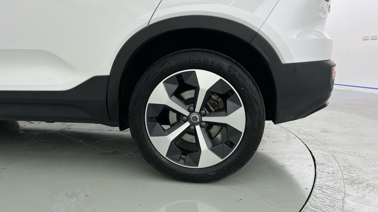 2024 Volvo XC40 Plus, B4 Mild hybrid, Petrol, Dark Estate Petrol Automatic