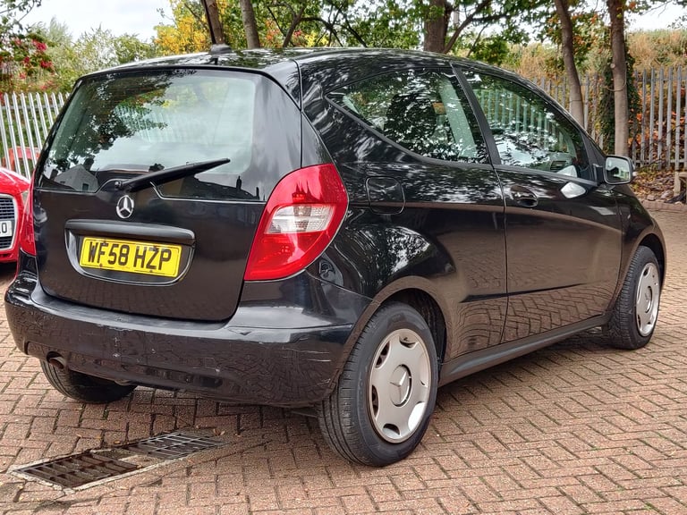 MERCEDES A150 CLASSIC SE 2008 58 REG BLACK 3 DOOR HATCH 5 SPEED MANUAL A/C 119K MILES ULEZ FREE