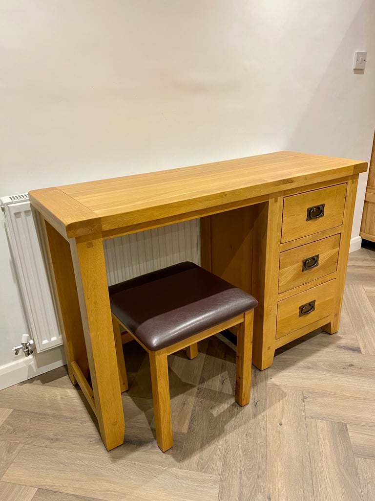 Oak Dressing Table
