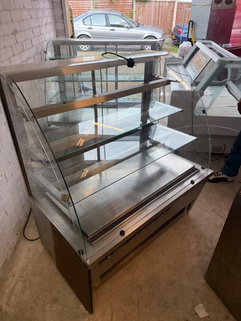 Cake fridge desert fridge display cafe shop restaurant takeaway 