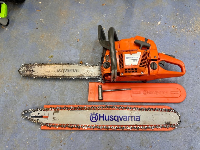 Husqvarna 365 Xtorq Chainsaw, 22 + 28 Inch Chain bar And Chain + Alaskan Mill