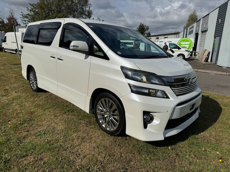 image for 2014 Toyota Vellfire, White 2.4ltr, 7 seater, Golden Eyes 2 Edition, 