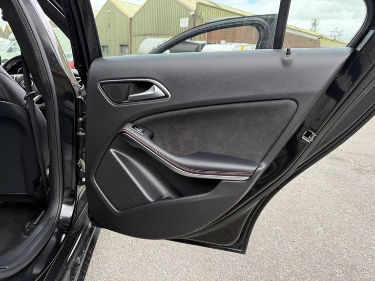 2018 Mercedes-Benz A-Class A160 AMG Line 5dr HATCHBACK PETROL Manual