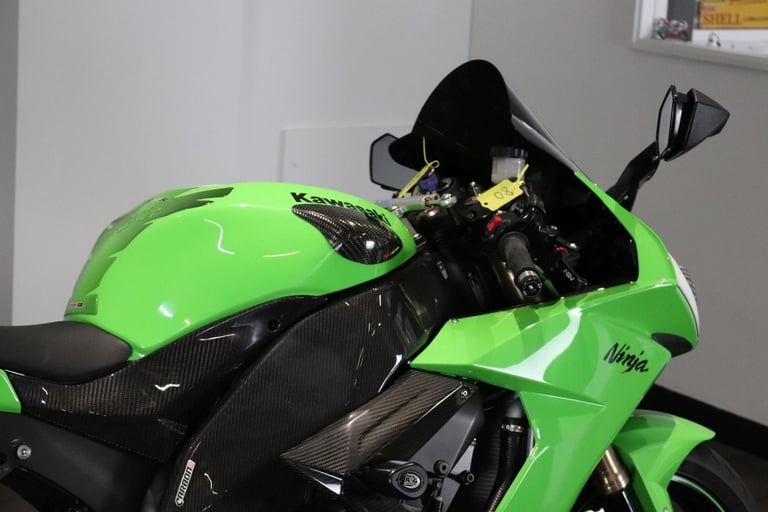 Kawasaki ZX10R - 2009 - THE BEST ZX10R YOU WILL SEE 