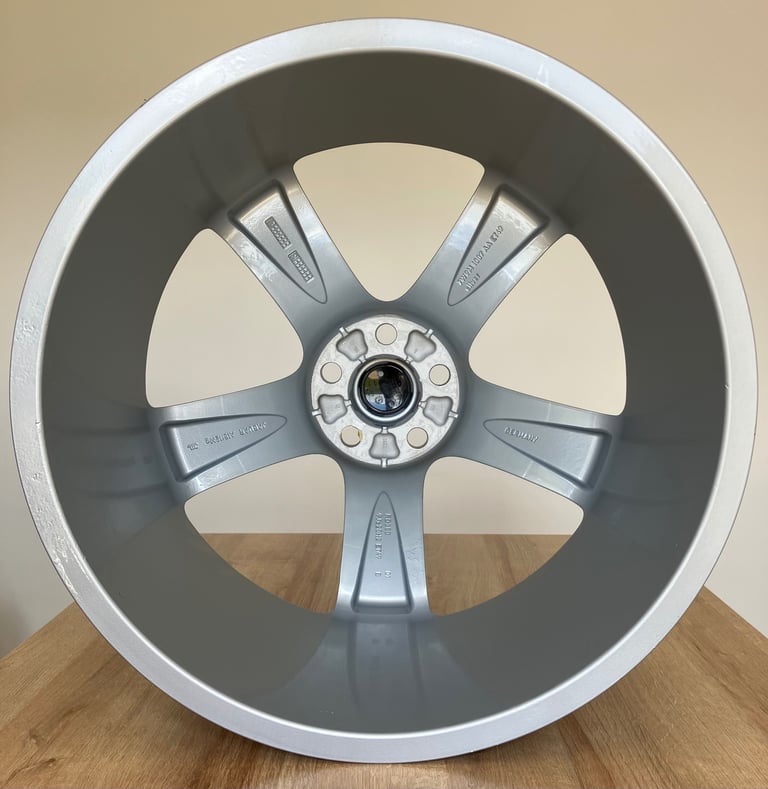 20 Inch OEM Jaguar Cremona XJR XKR XJ XK Alloy Wheels X350 X358 X100 X150 PCD 5x108