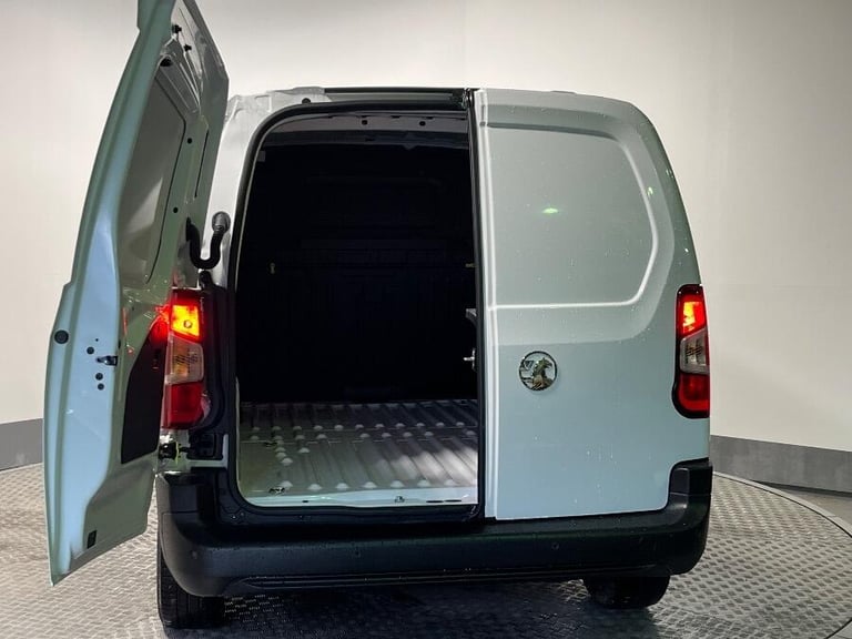2025 Vauxhall Combo 1.5 Turbo D 2300 Prime Xl Panel Van 6dr Diesel Manual Lwb Euro 6 (s/s) (100 P...